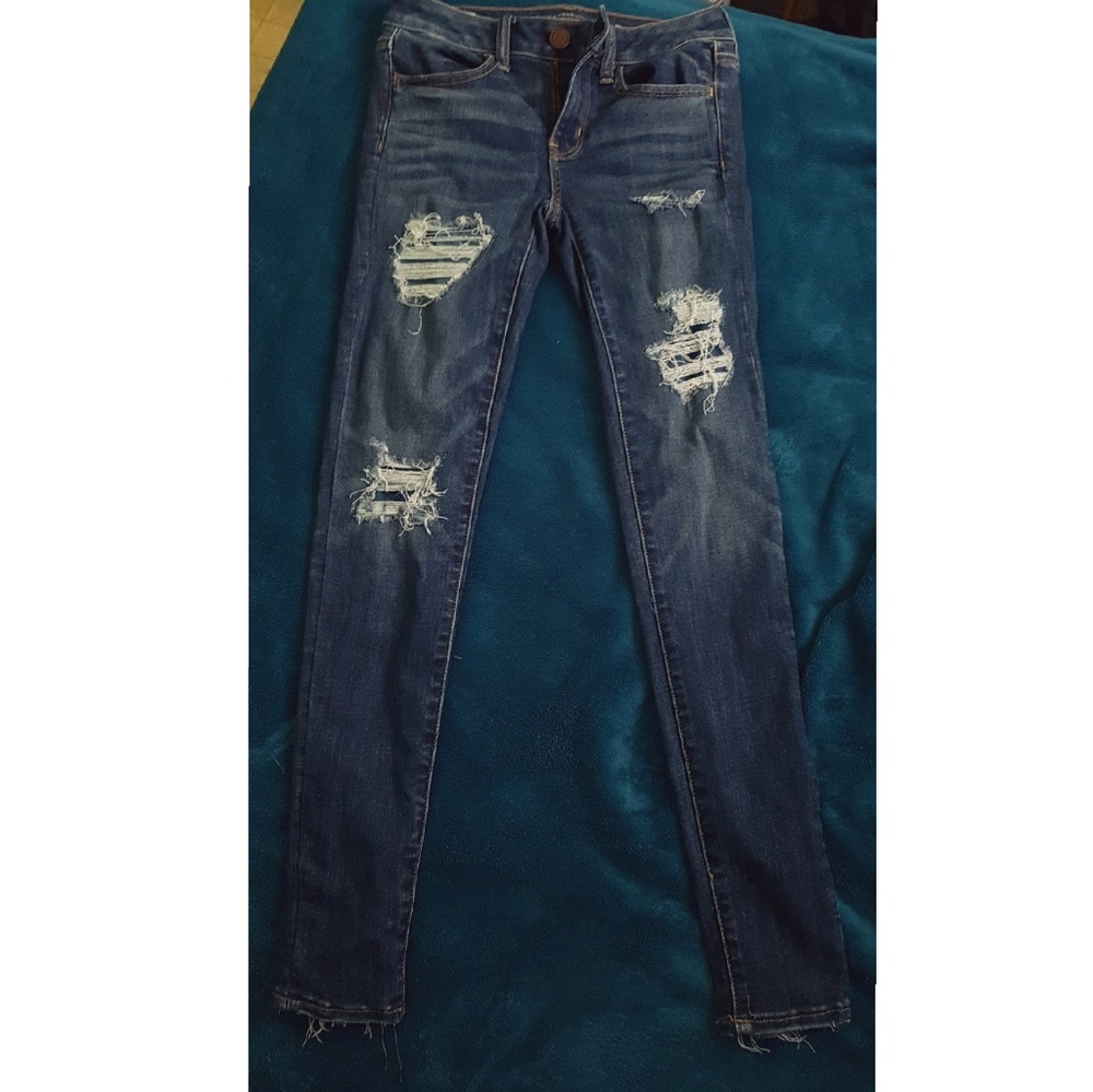 American Eagle  Distressed Jegging